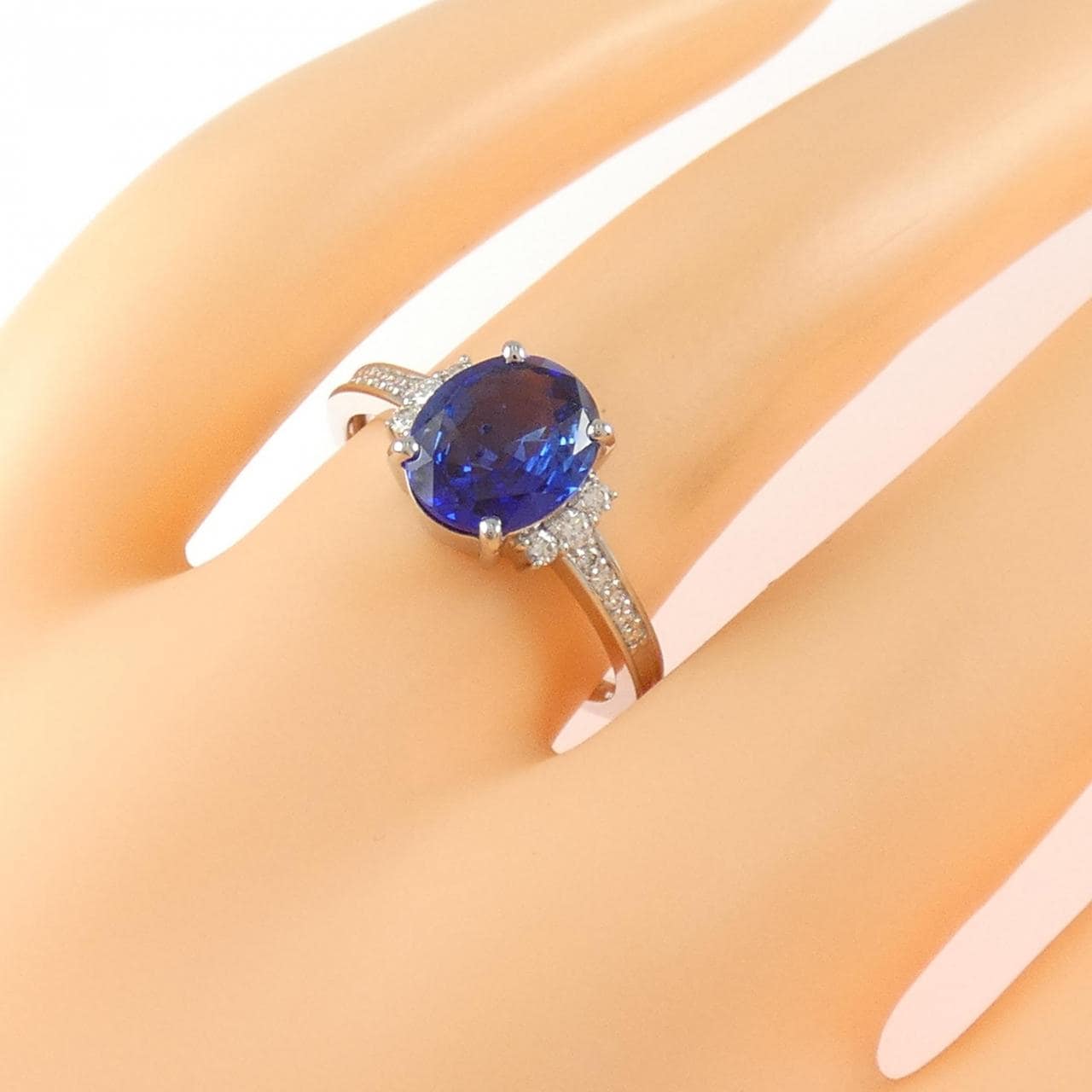 PT950 サファイヤ リング 2.02CT
