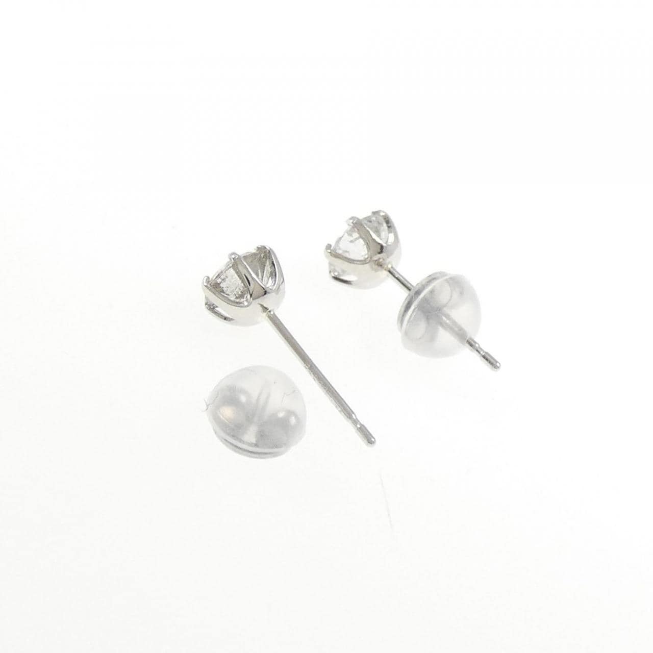 PT900 ソリティア ダイヤモンド ピアス 0.70CT