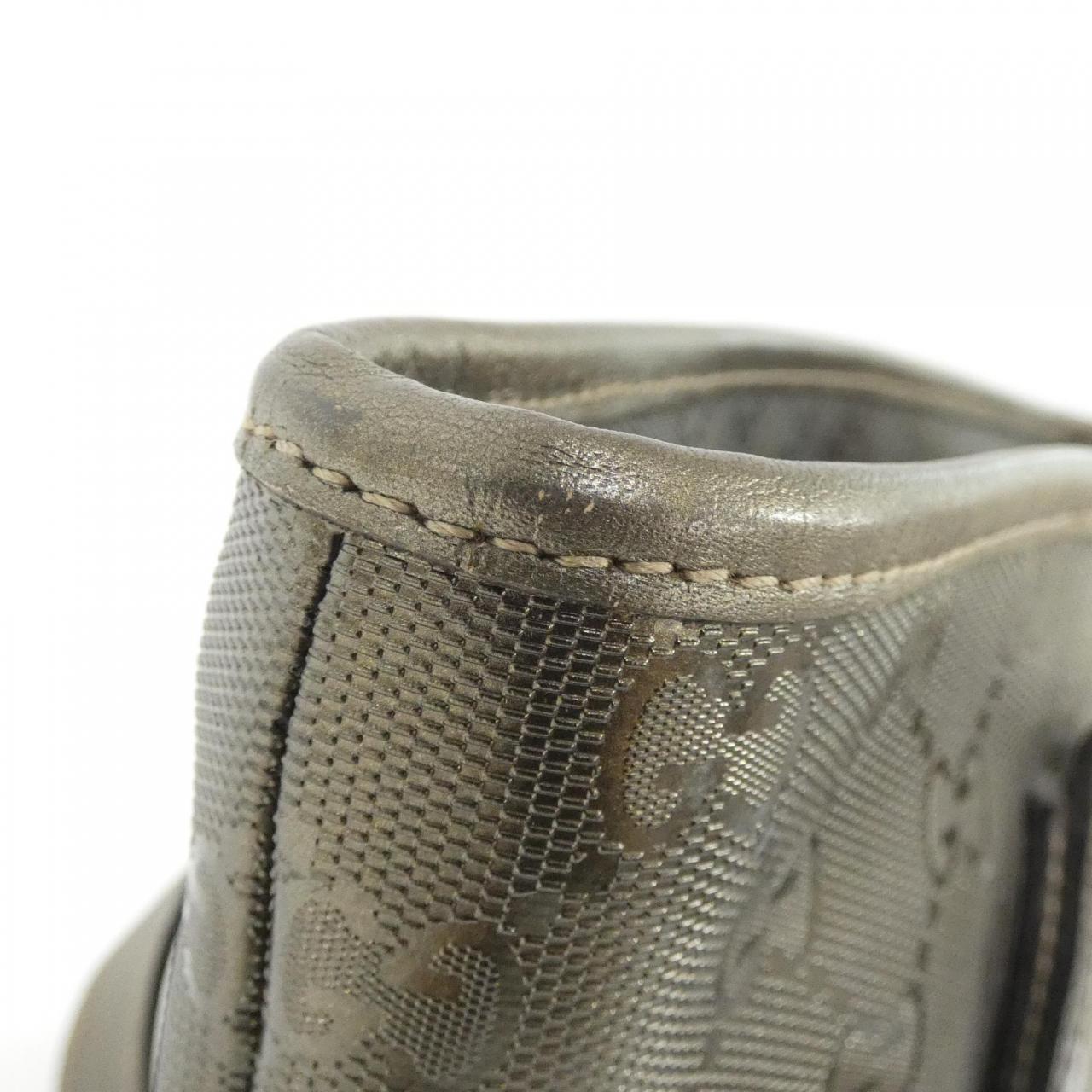 グッチ 211138 FU4FR バッグ