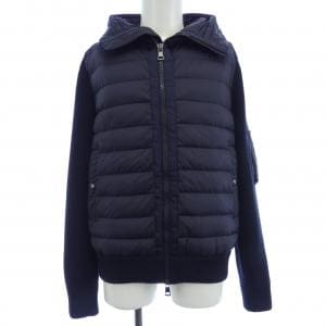 モンクレール MONCLER ダウンジャケット
