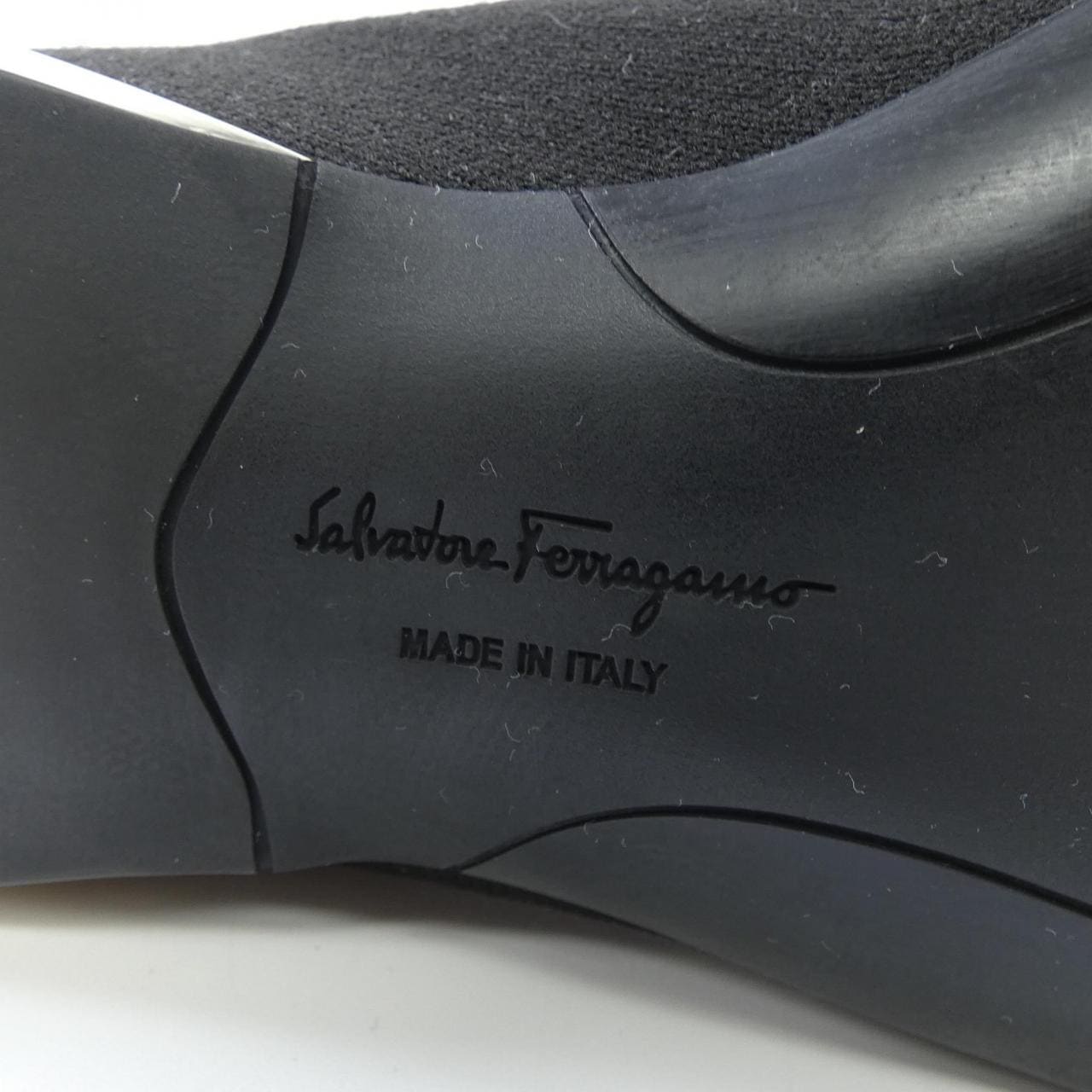 サルヴァトーレフェラガモ SALVATORE FERRAGAMO ブーツ