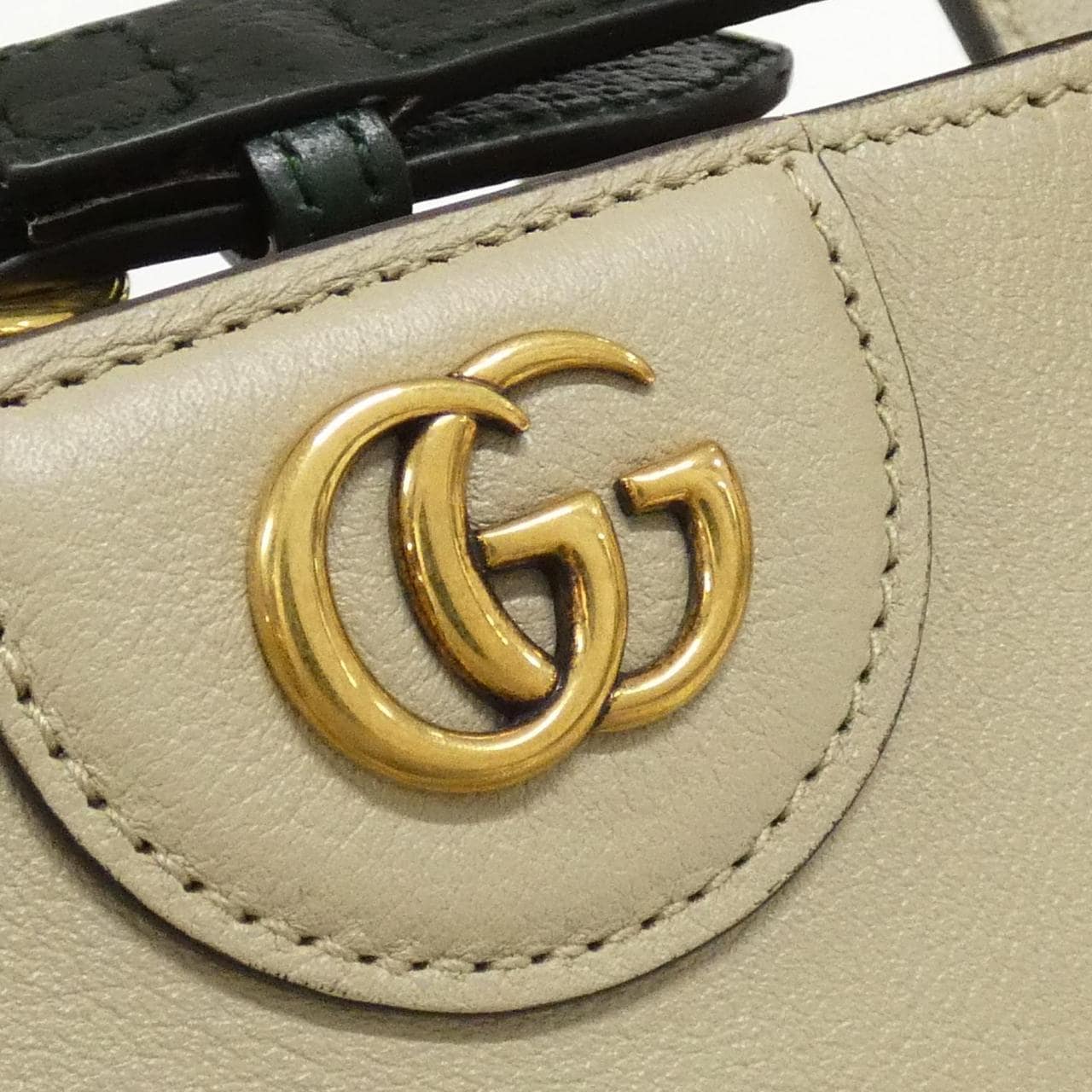 グッチ DIANA 750396 FACAG バッグ