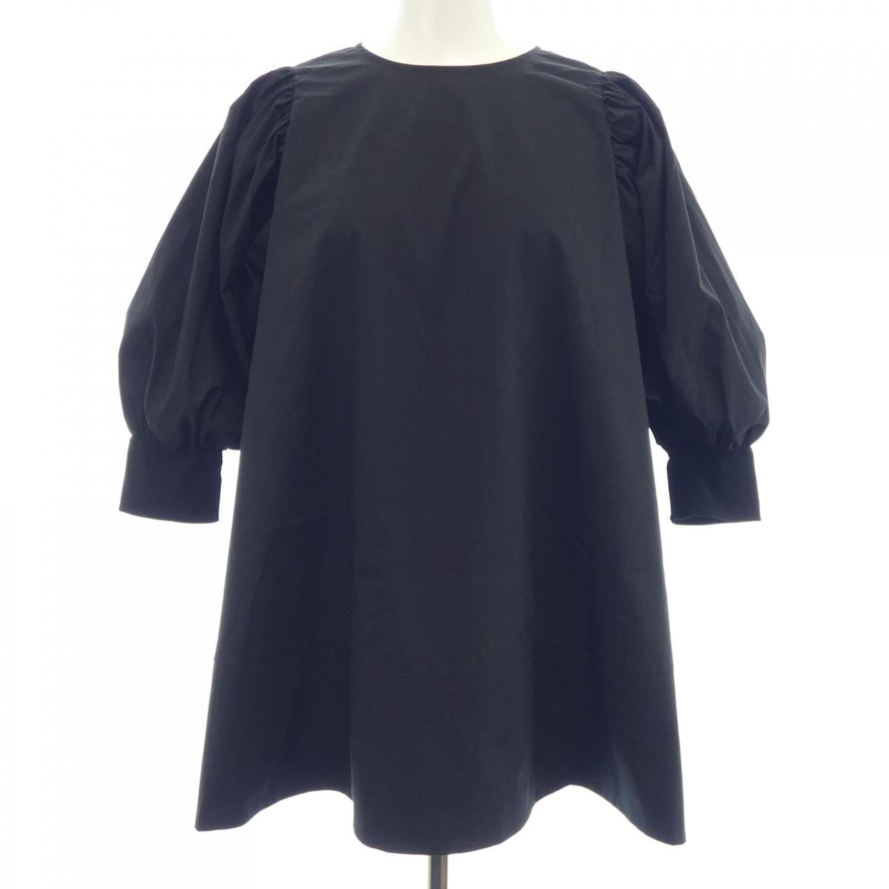 ヨリ yori トップス