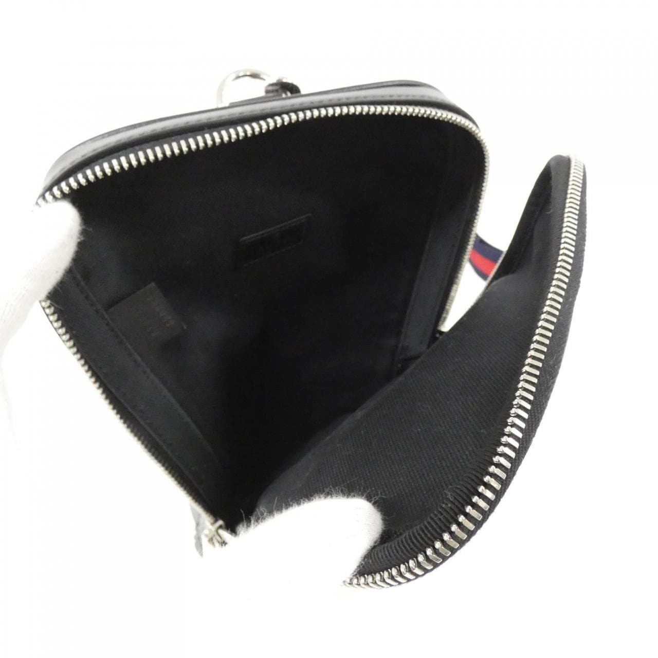 [新品] Gucci 822073 FADJM 單肩包