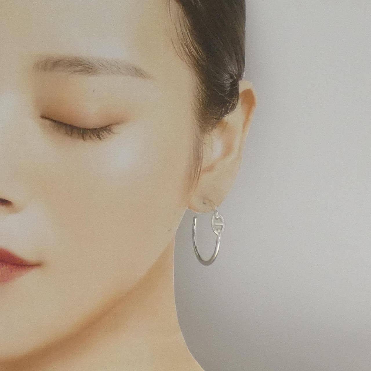 エルメス シェーヌダンクル アンシェネ ラージ ピアス