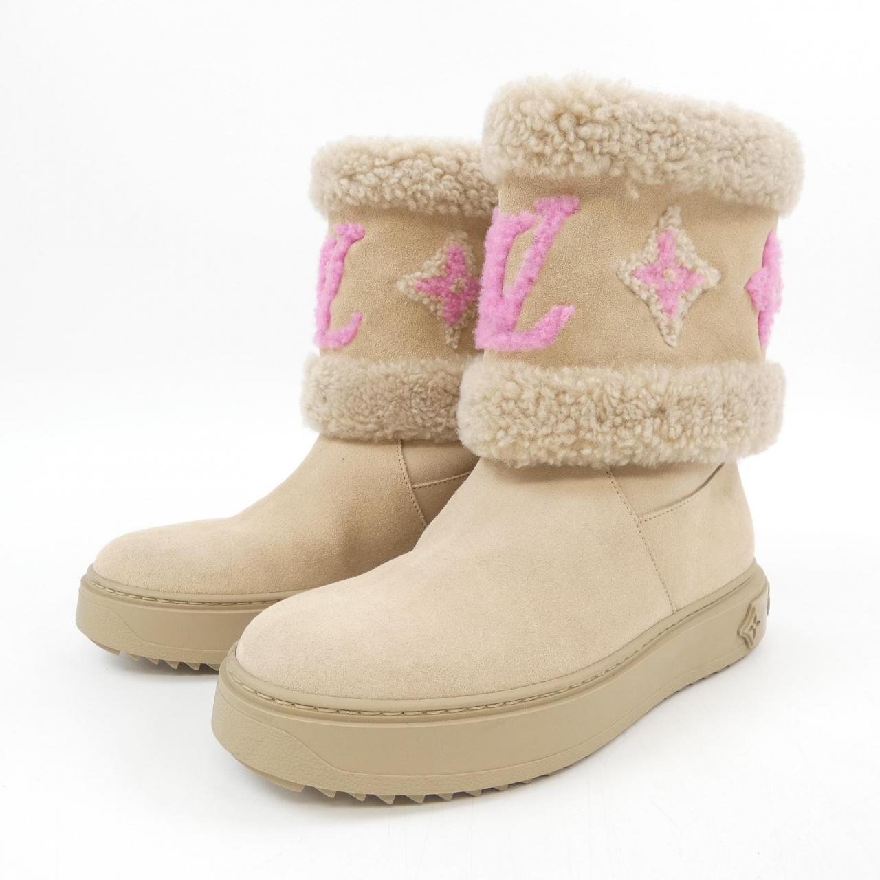 ルイヴィトン LOUIS VUITTON LVイニシャル、モノグラムフラワー スノードロップライン ブーツ