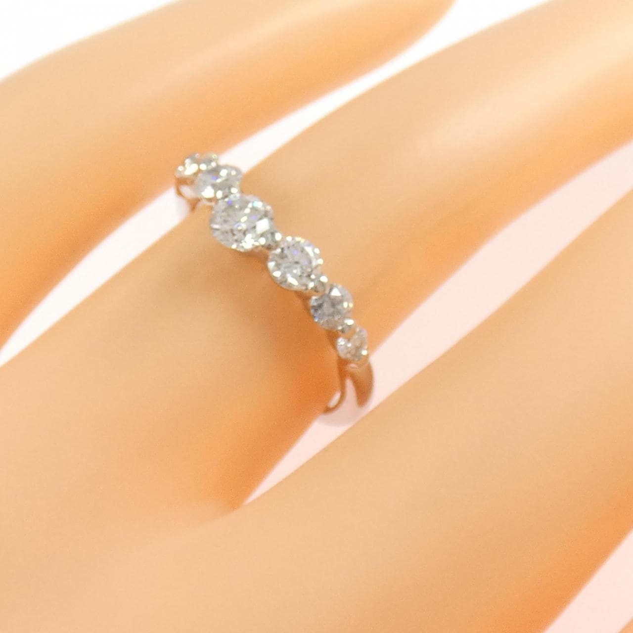 PT900 ダイヤモンド リング 0.70CT