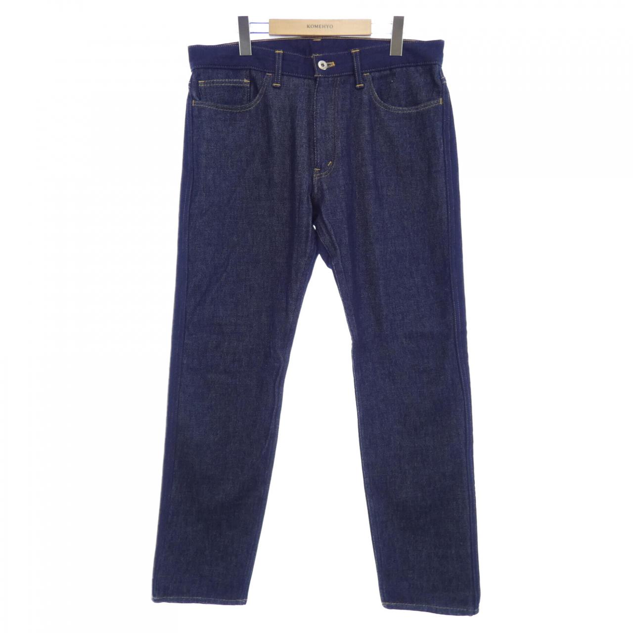 KOMEHYO Comme des Garcons Jeans COMME des GARCONS Men s Fashion Bottoms Jeans Official KOMEHYO one of the largest reused department stores in Japan