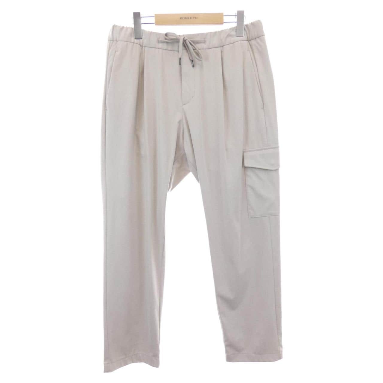 ヘルノ Herno PT00005UR パンツ