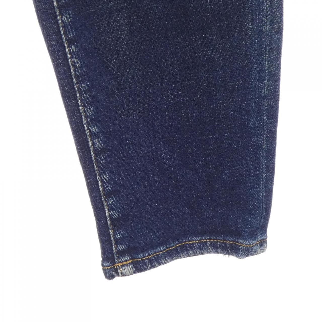 ディースクエアード DSQUARED2 S78LB0076 ジーンズ