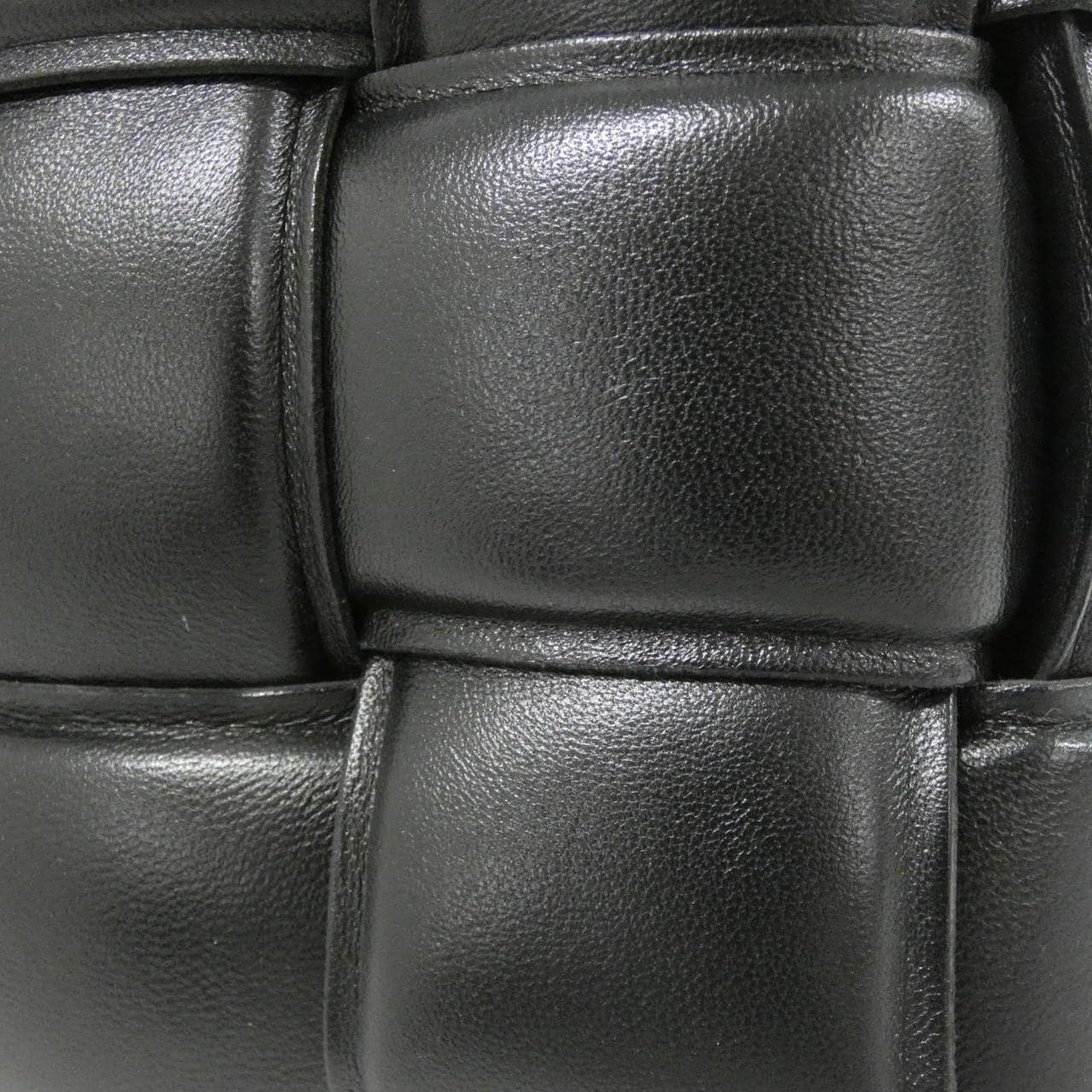 ボッテガヴェネタ 591970 VCQR1 ショルダーバッグ