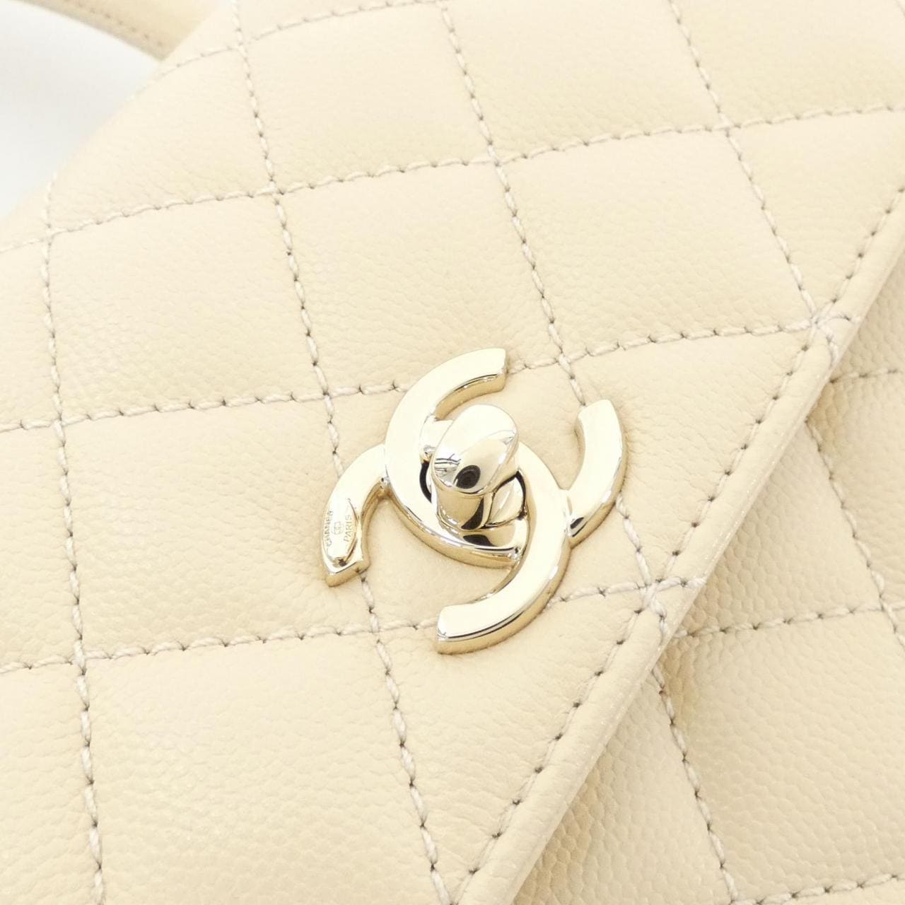 【未使用品】シャネル 92990 バッグ