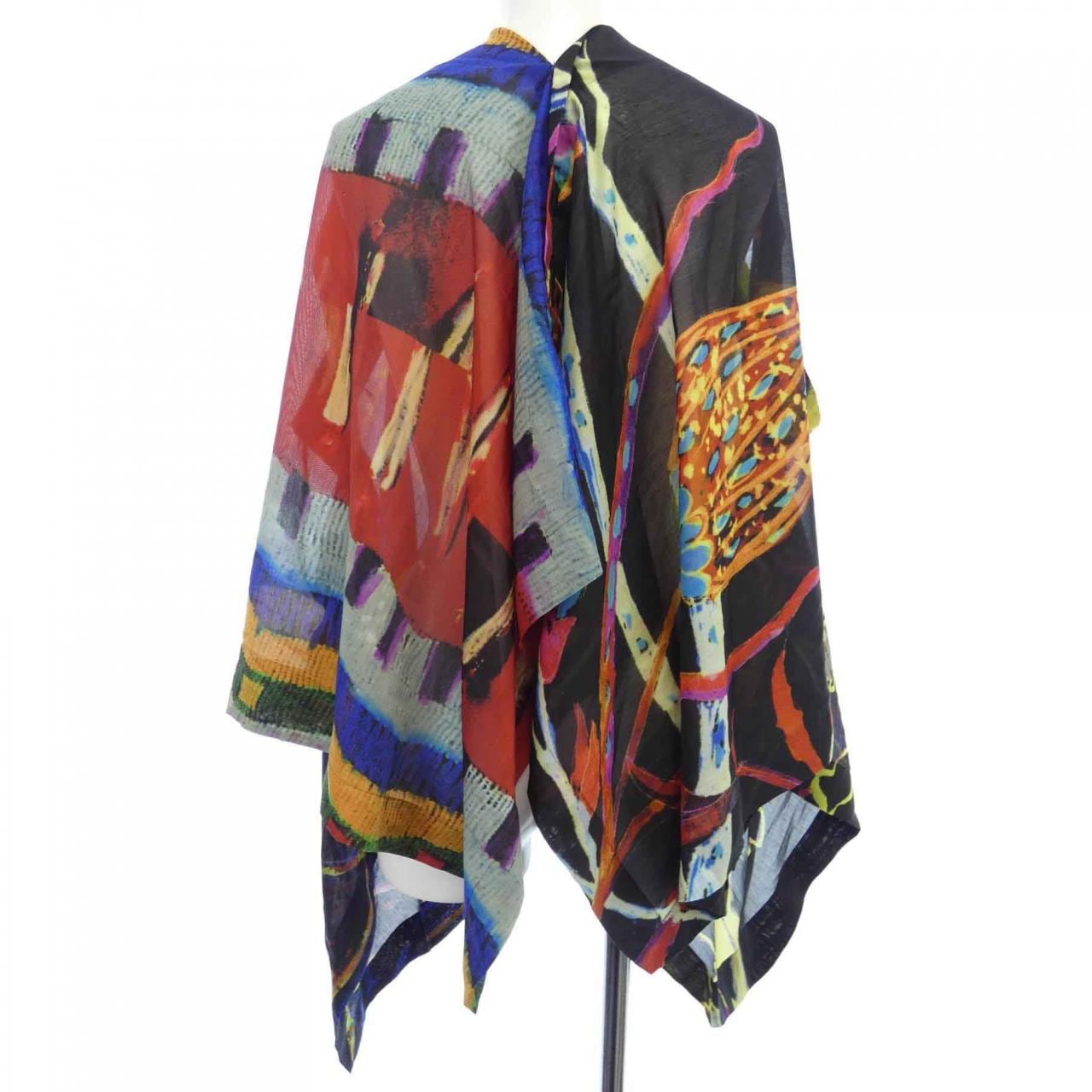 ISSEY MIYAKE ISSEY MIYAKE Poncho