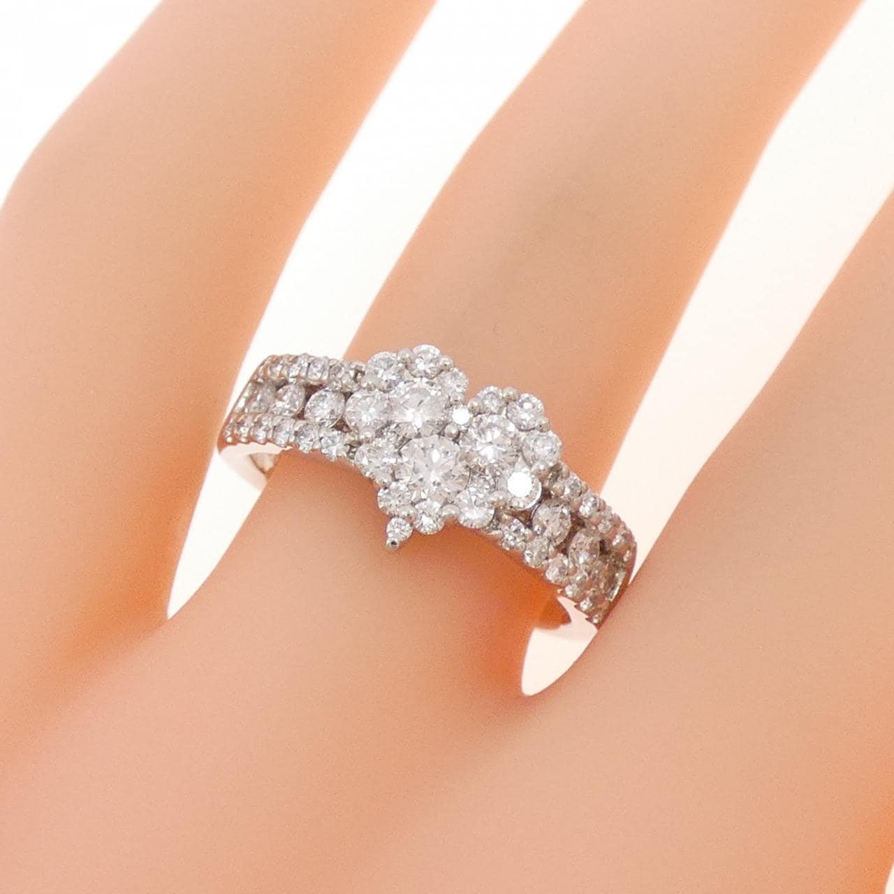 PT900 ハート ダイヤモンド リング 0.90CT