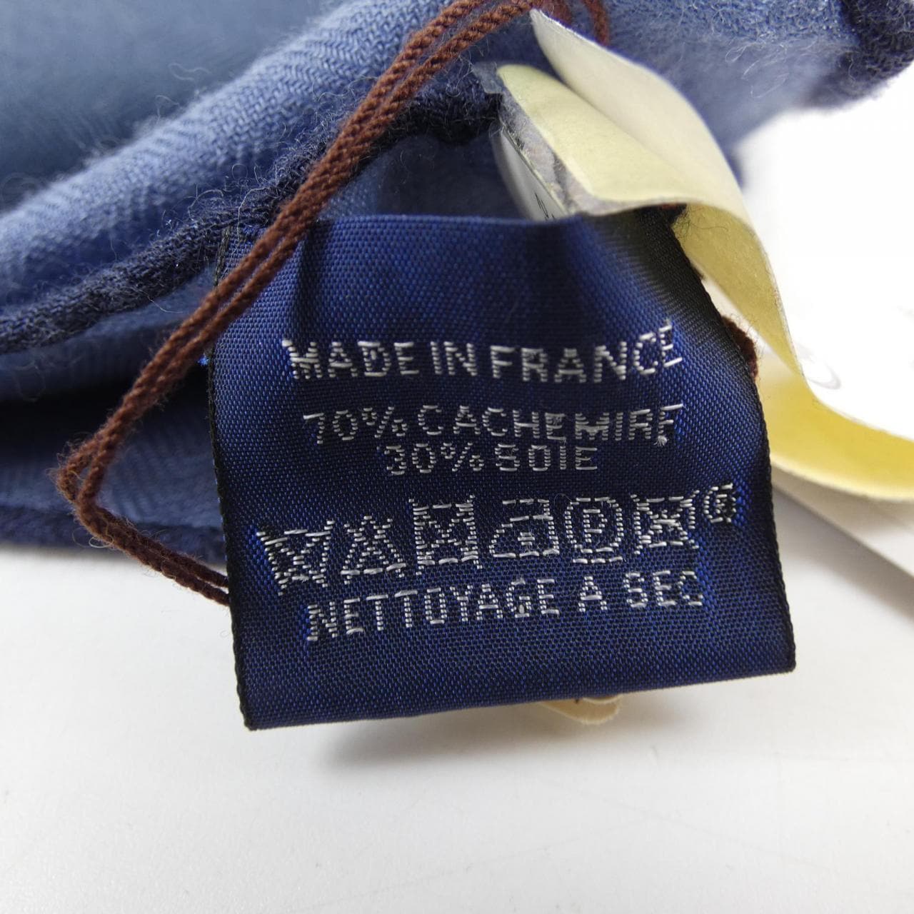 エルメス HERMES BRIDES DE GALA APPLIQUE PIQUE H243940S カレジェアン140 ショール