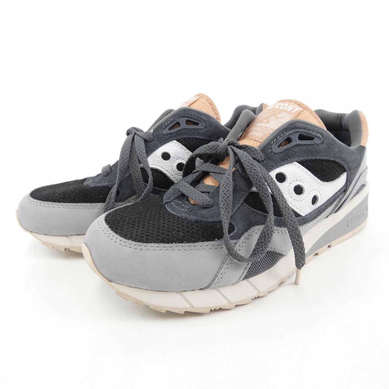 SAUCONY スニーカー