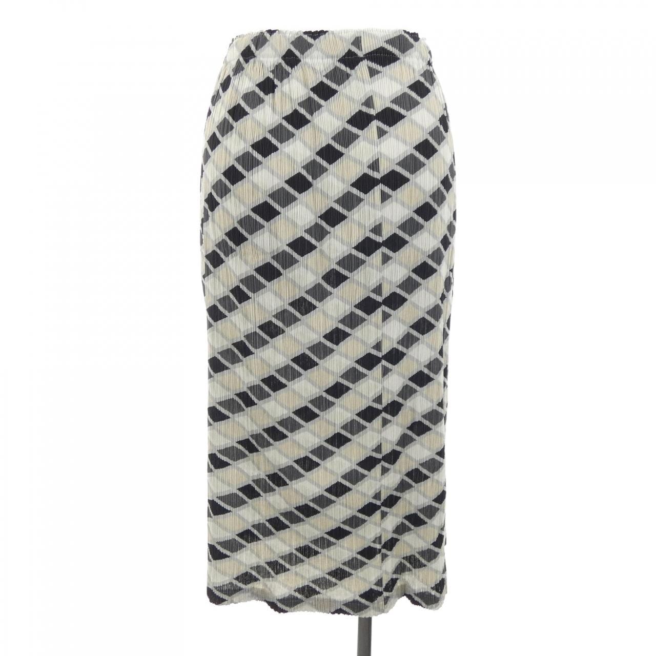 イッセイミヤケ ISSEY MIYAKE IF74FG741 スカート