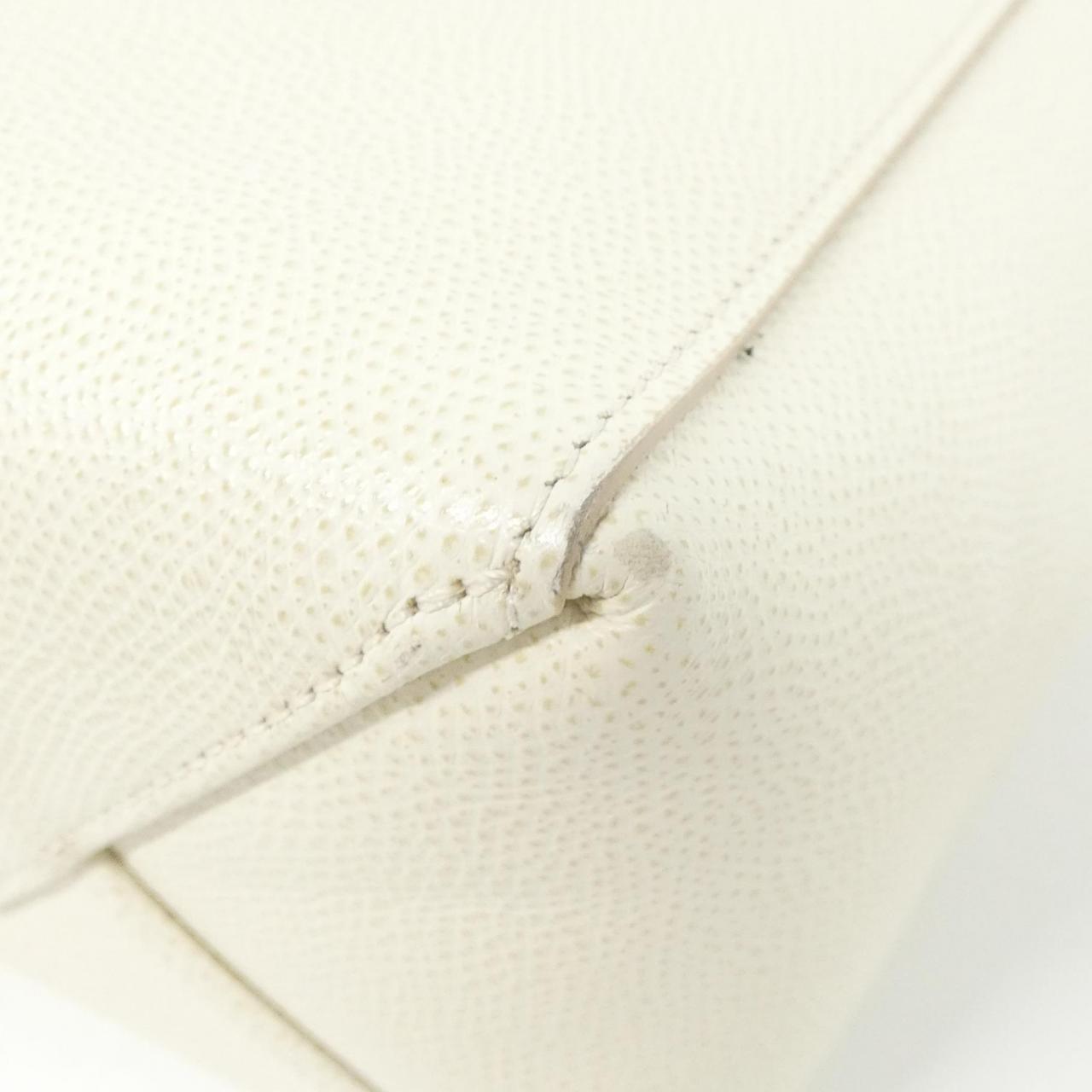 セリーヌ バーティカル カバ スモール 176183XBA バッグ