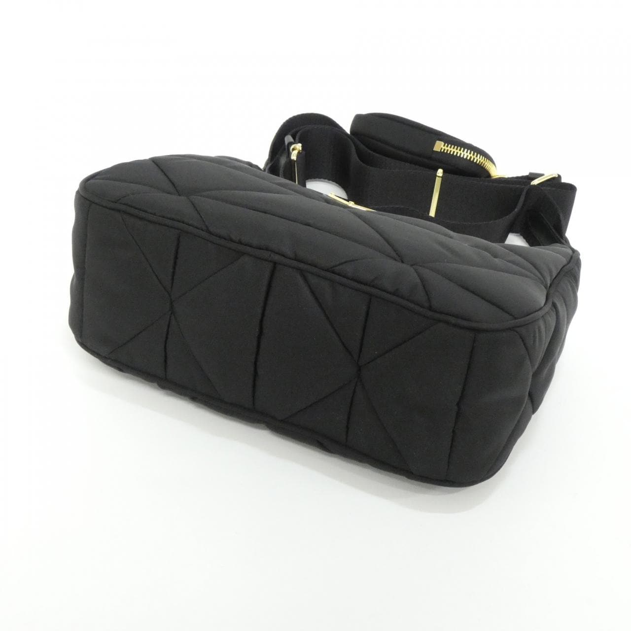 【新品】プラダ 1BC151 ショルダーバッグ