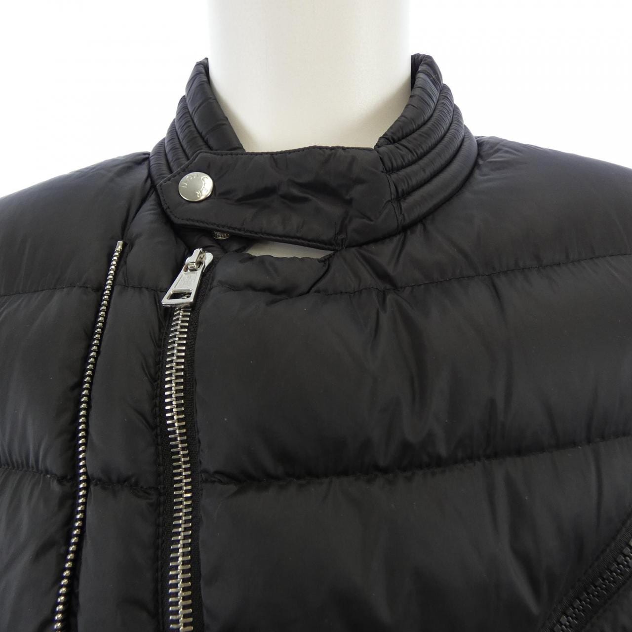 モンクレール MONCLER AUBIN ダウンジャケット