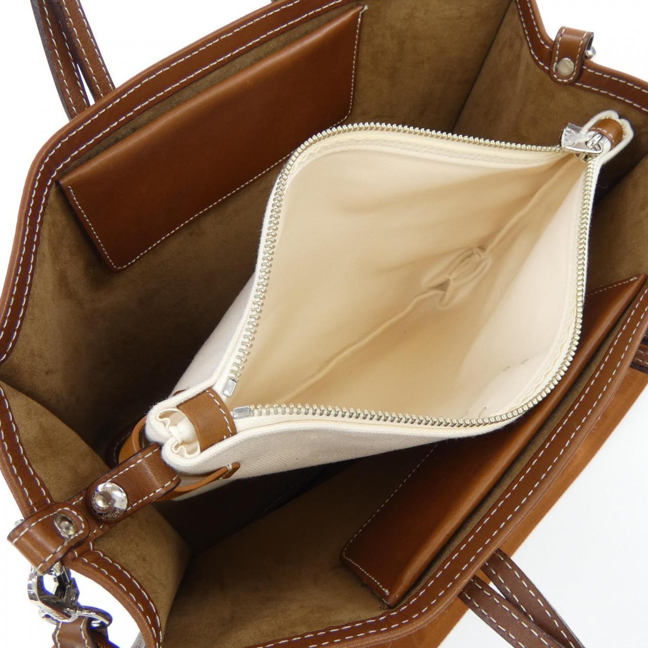 アヴァケーション A VACATION BAG