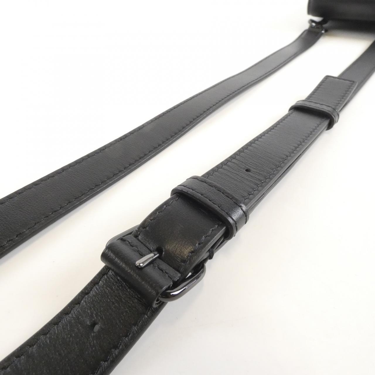 ヴァレンティノガラヴァーニ 4Y0P0U34VTQ ショルダーバッグ