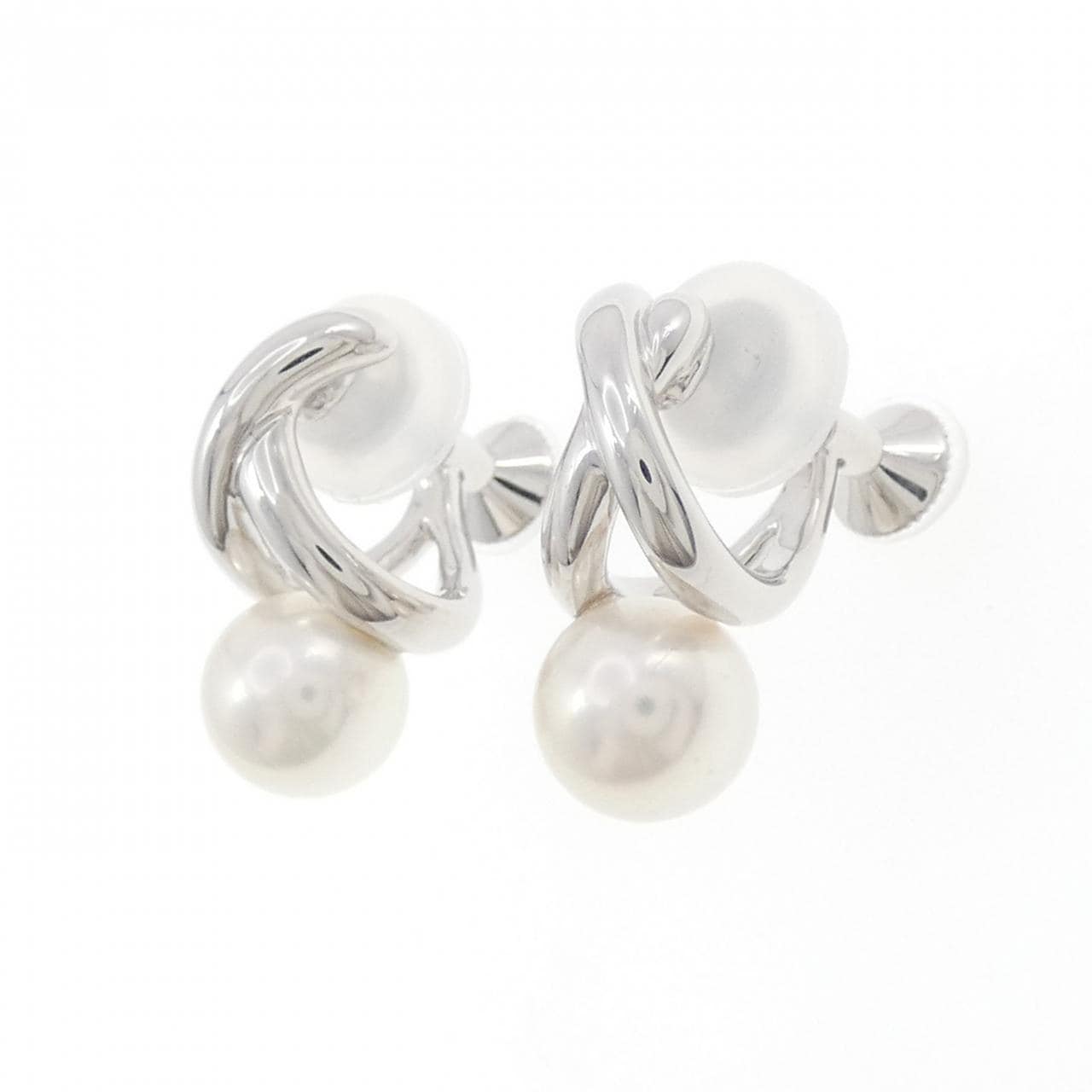 MIKIMOTO Akoya Pearl Earrings