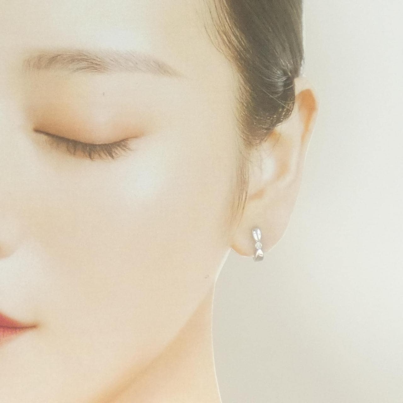 K14WG ダイヤモンド イヤリング 0.10CT