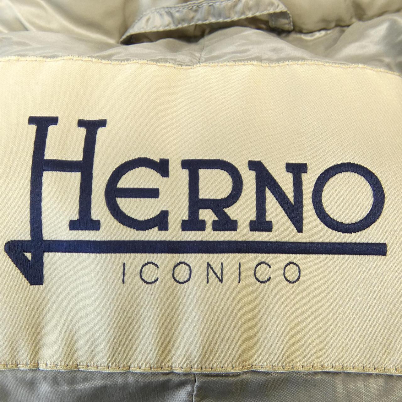 ヘルノ Herno ダウンジャケット