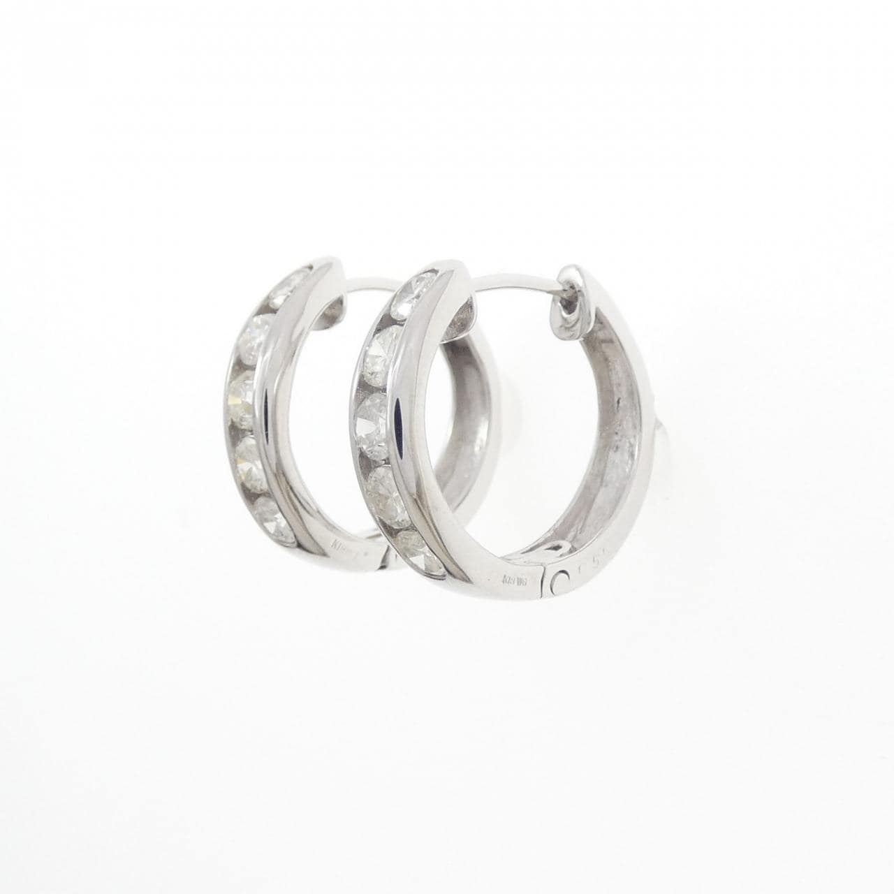 K18WG ダイヤモンド ピアス 1.00CT