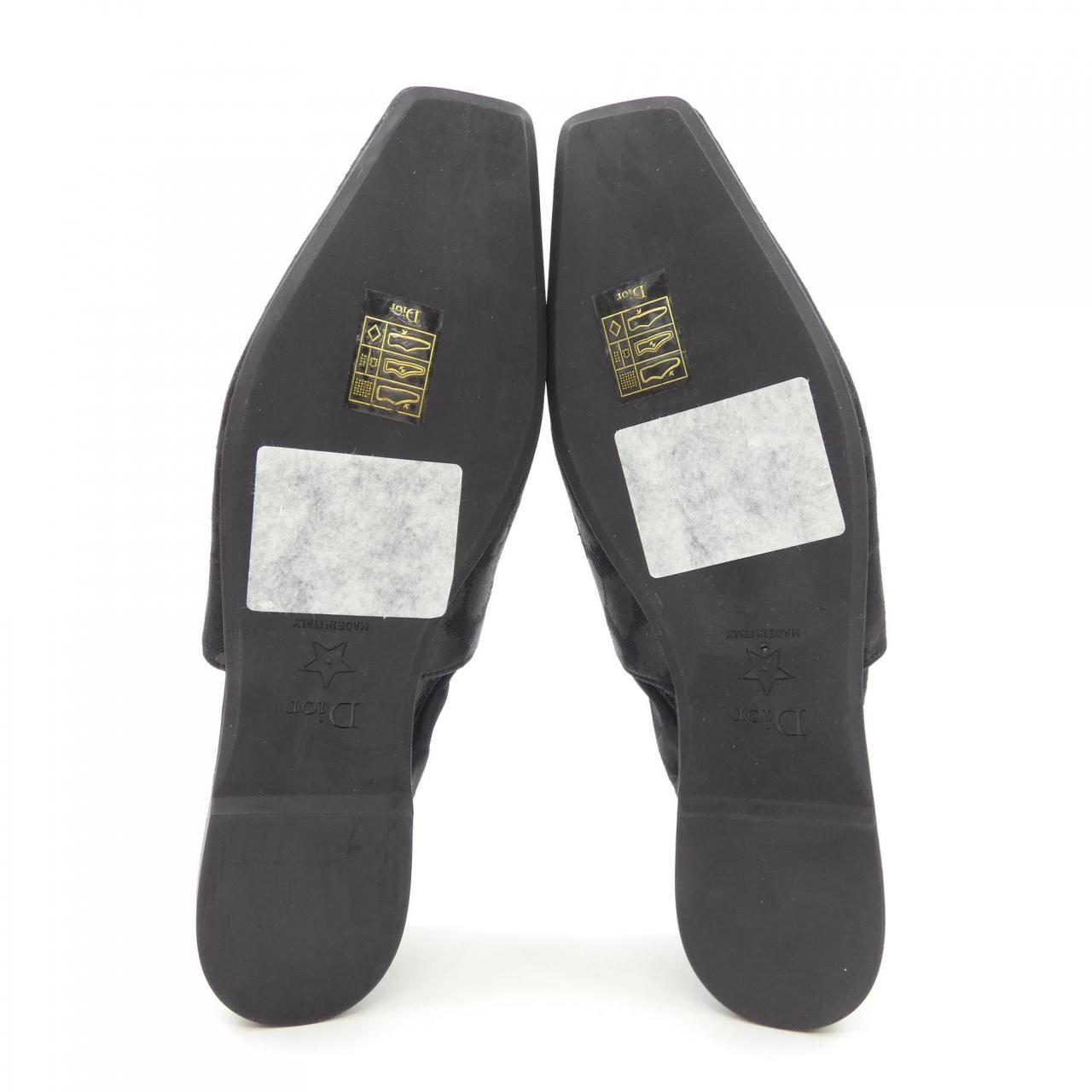 CHRISTIAN DIOR flat shoes