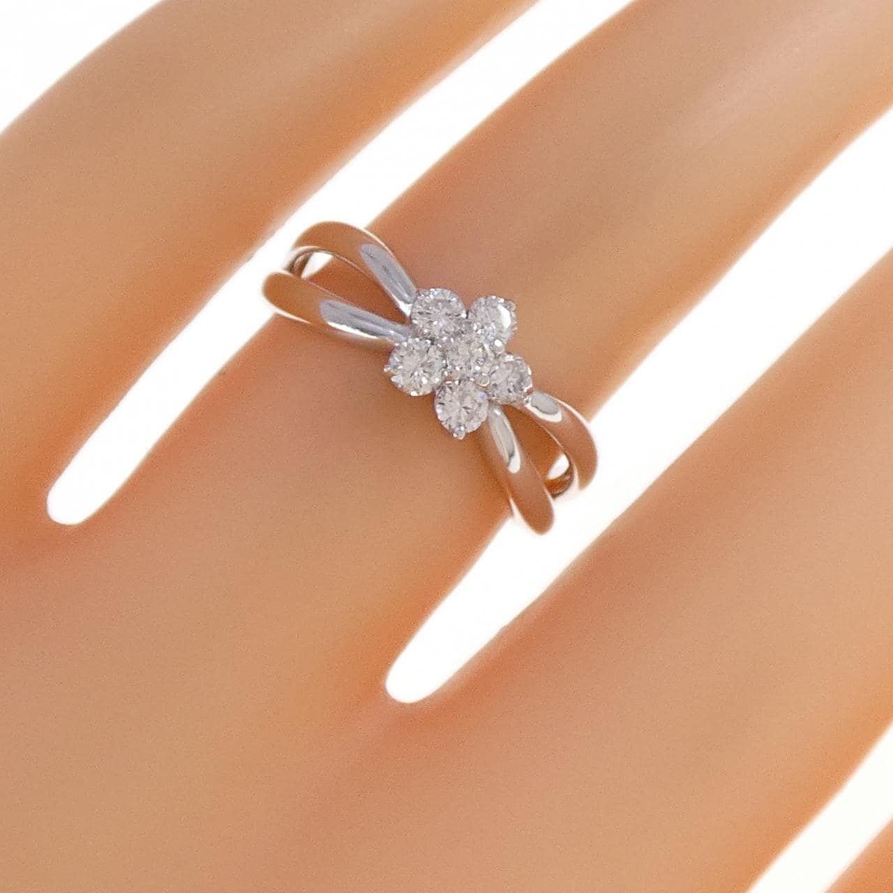 ポンテヴェキオ フラワー リング 0.30CT