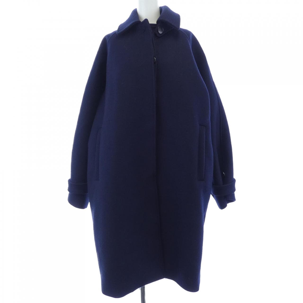 フェラガモ FERRAGAMO コート