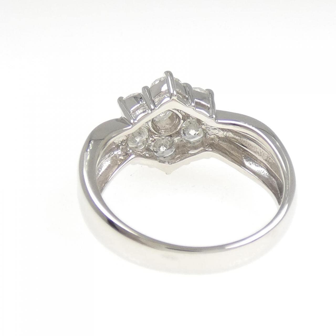 PT900 フラワー ダイヤモンド リング 1.00CT
