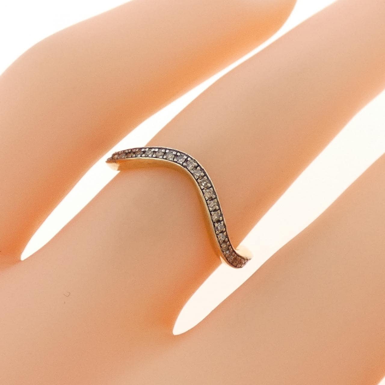アルティーダ ウード ダイヤモンド リング 0.18CT