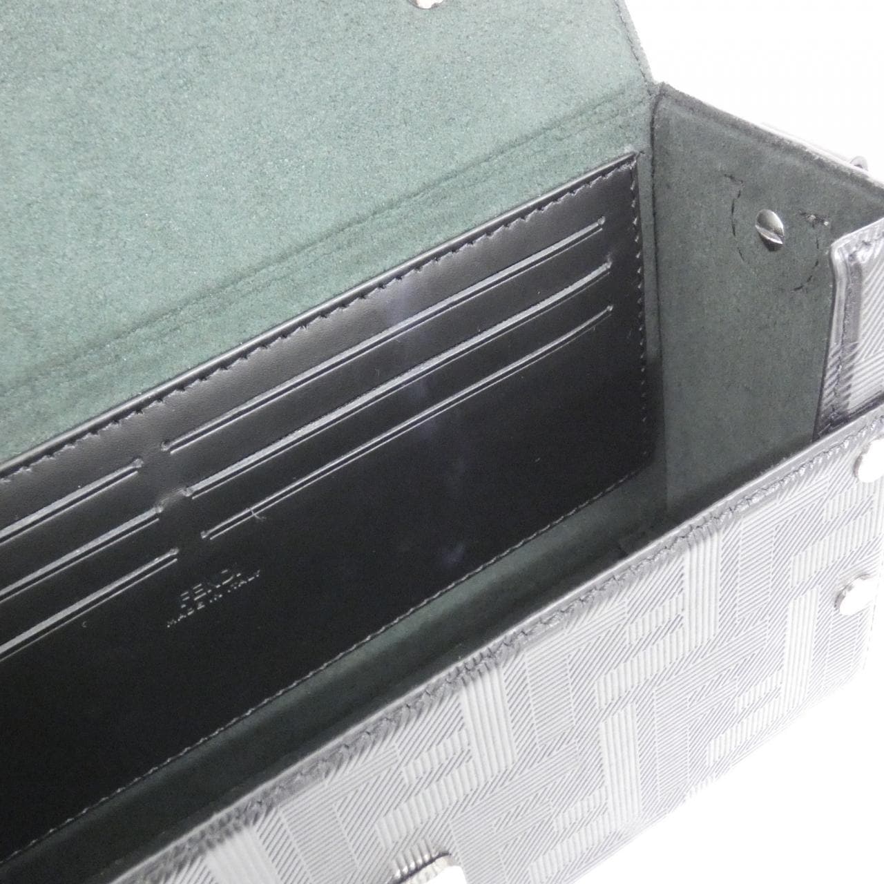 フェンディ バゲット ソフト トランク 7VA565 AJF4 バッグ