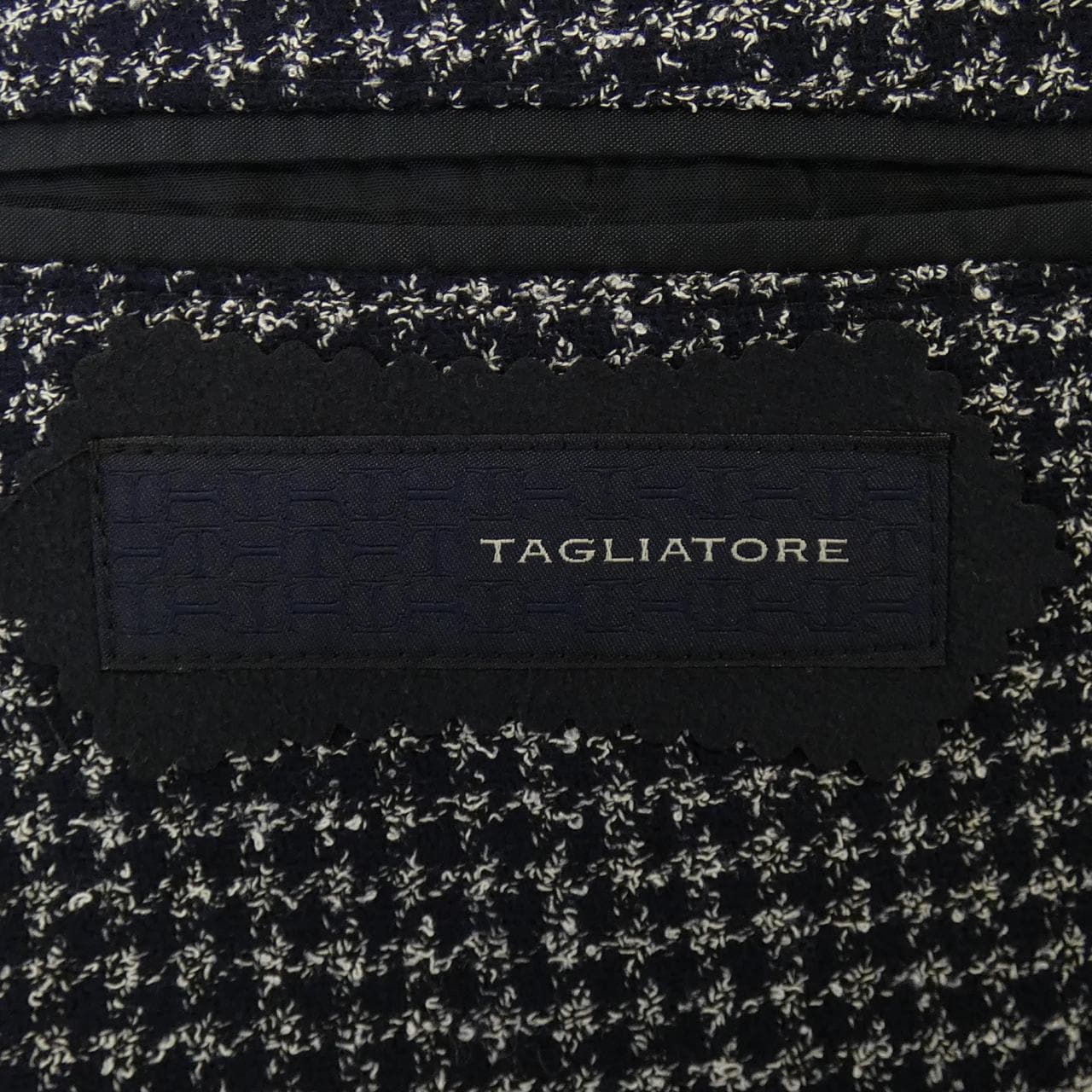 タリアトーレ TAGLIATORE ジャケット