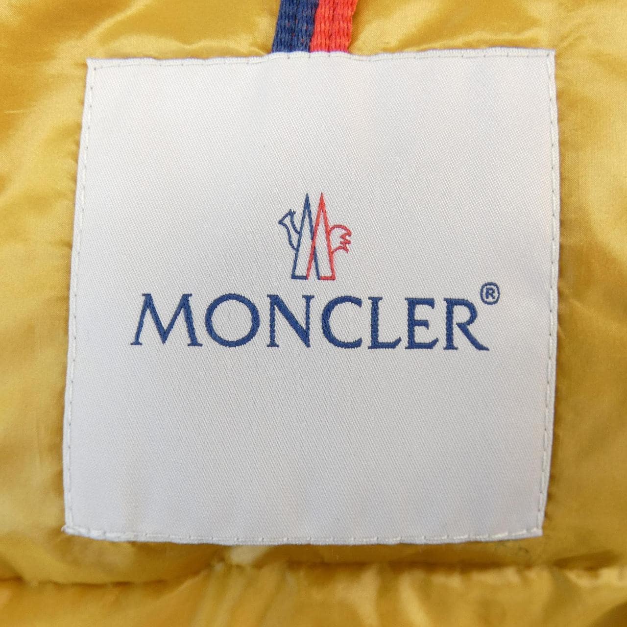 モンクレール MONCLER ダウンジャケット