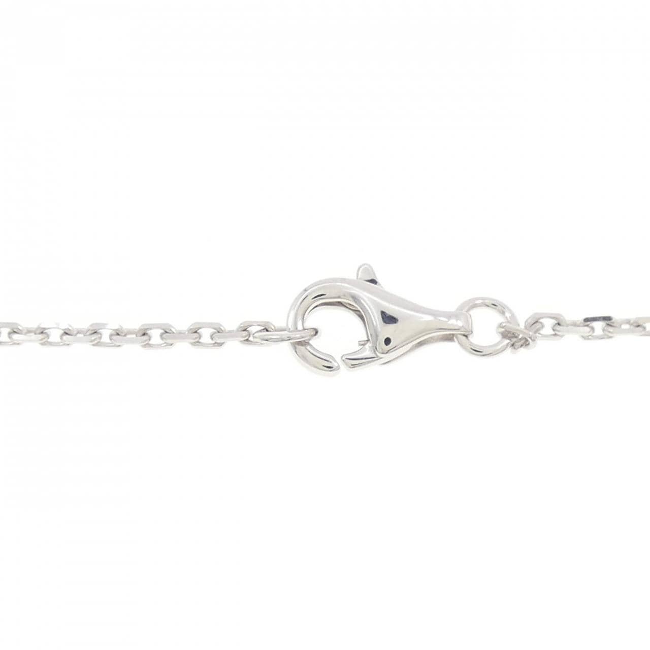 CHANEL camellia necklace