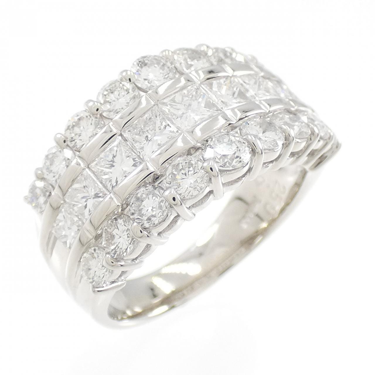 PT ダイヤモンド リング 2.50CT