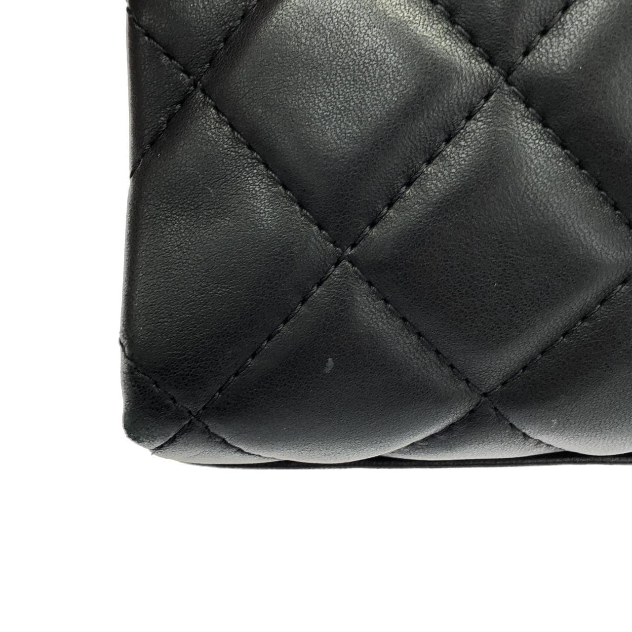 シャネル ショルダーバッグ