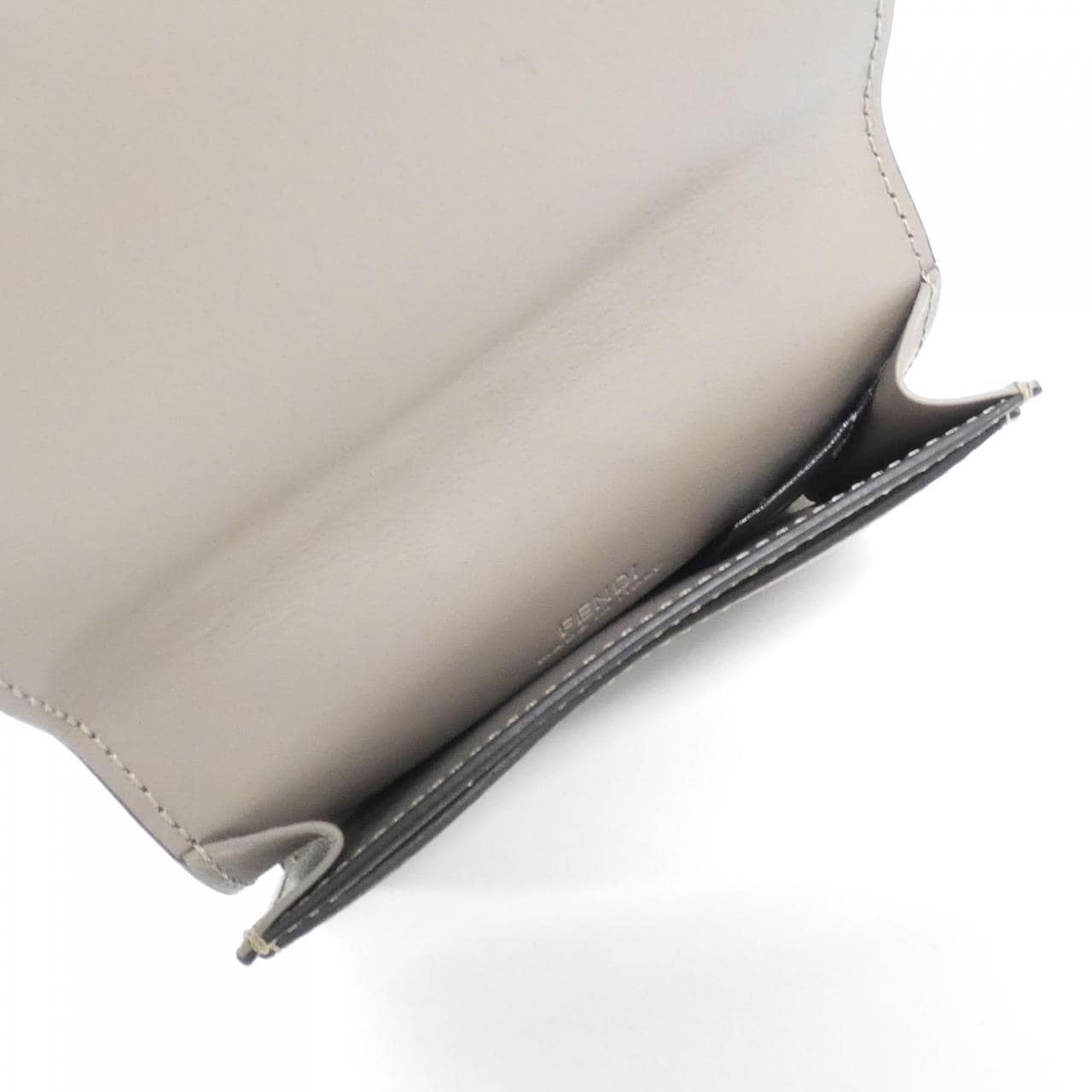 フェンディ バイ ザ ウェイ 8M0217 SME カードケース