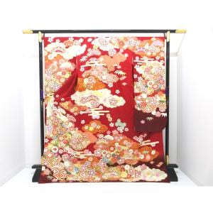 振袖　友禅金彩加工　刺繍入り