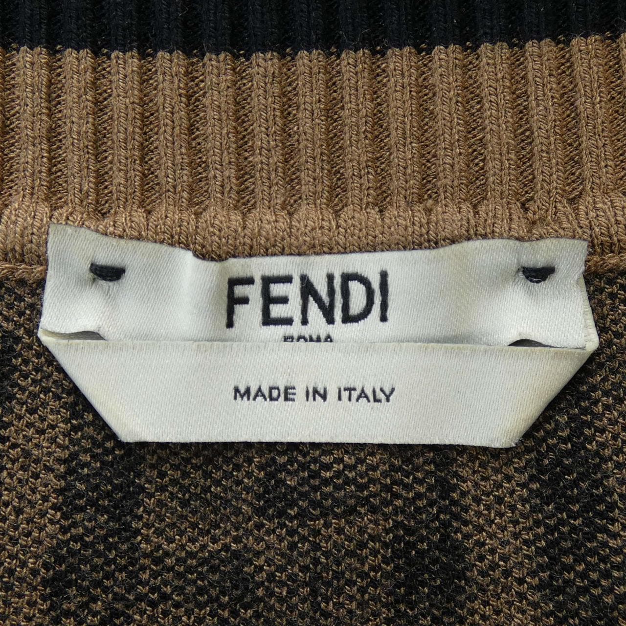 フェンディ FENDI トップス