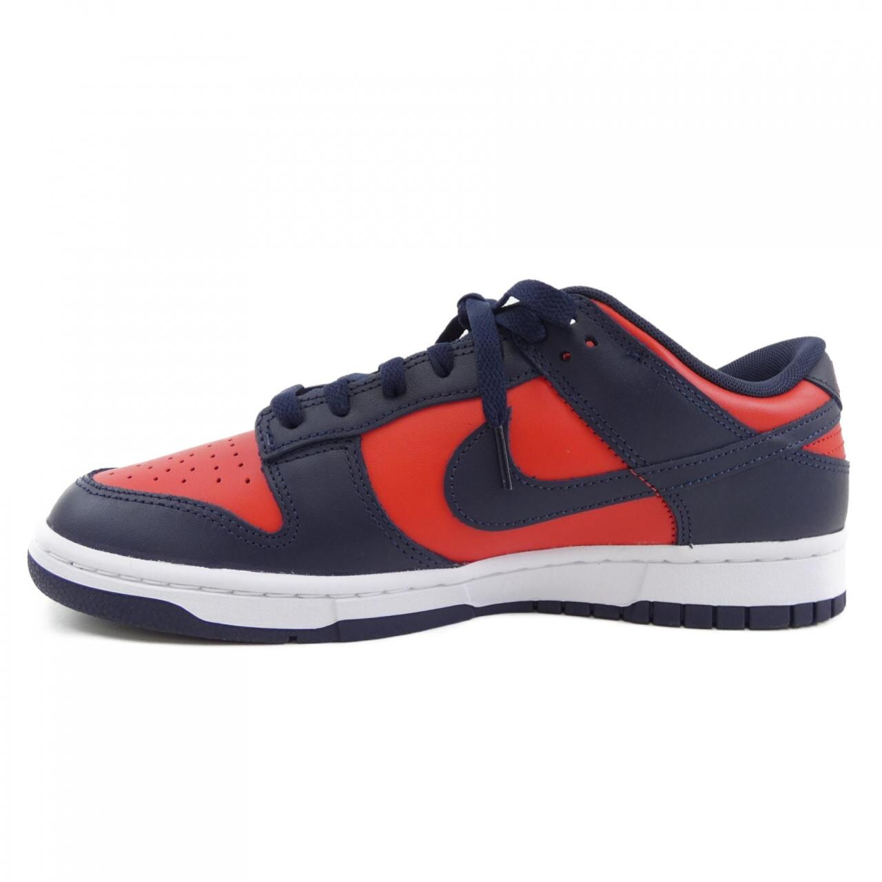 ナイキ NIKE スニーカー