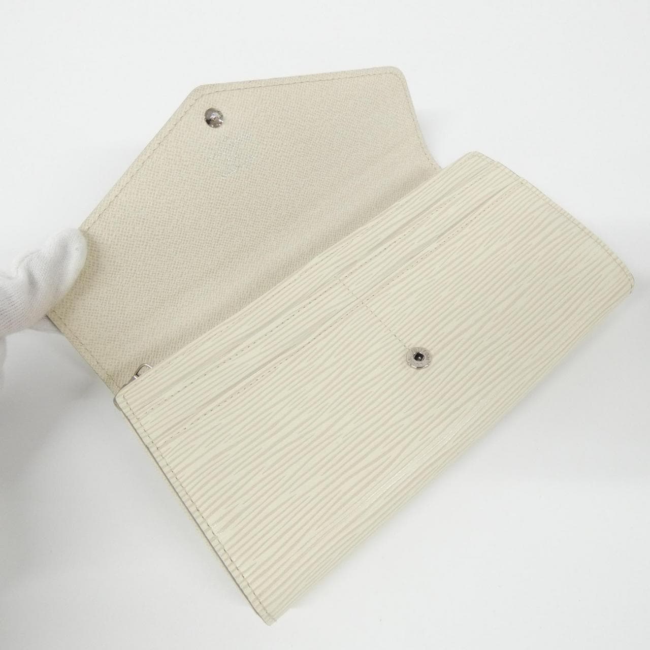 LOUIS VUITTON Epi Portefeuille Sarah M6057J 钱包