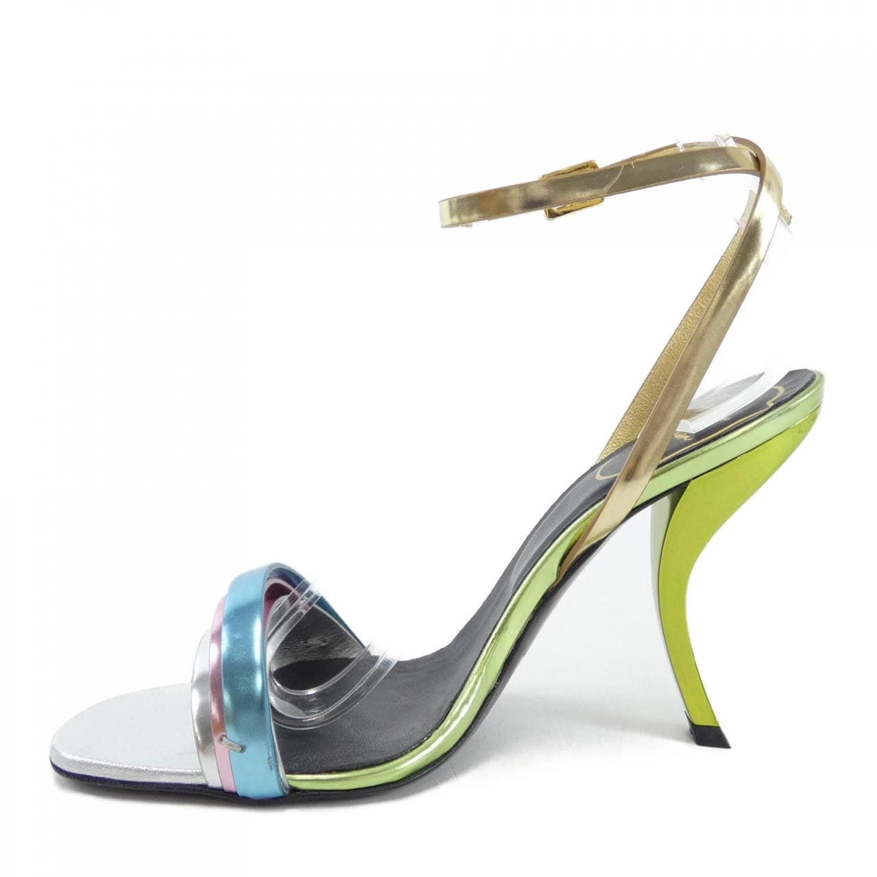 ロジェヴィヴィエ ROGER VIVIER パンプス