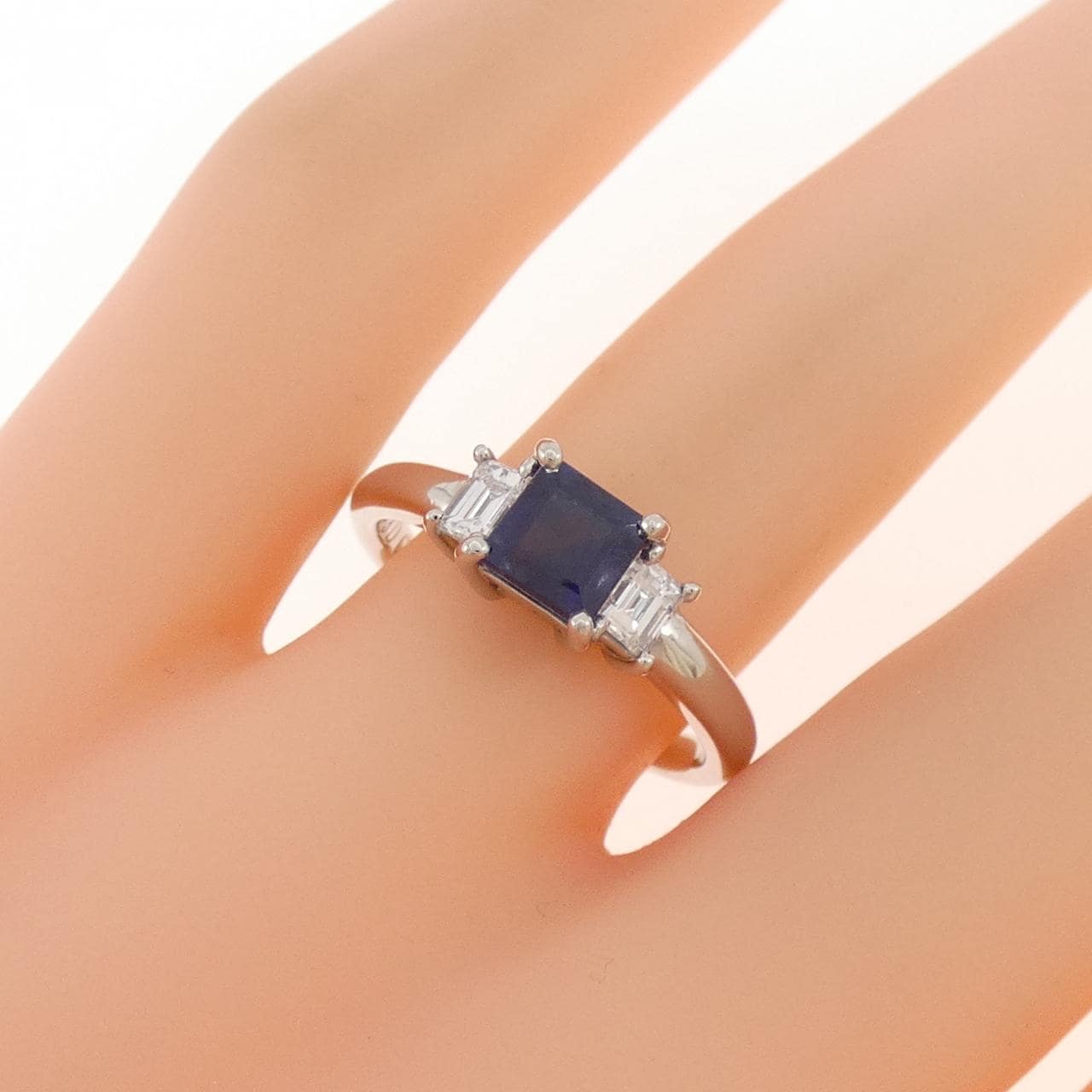 PT900 サファイヤ リング 1.03CT