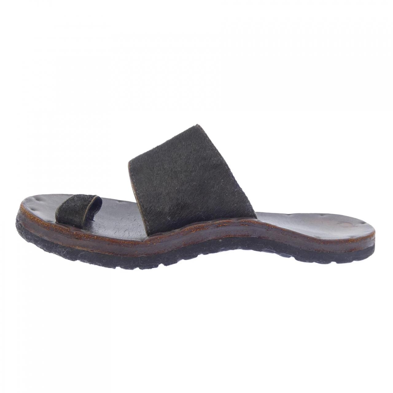 ユッタニューマン JUTTA NEUMANN アリス サンダル