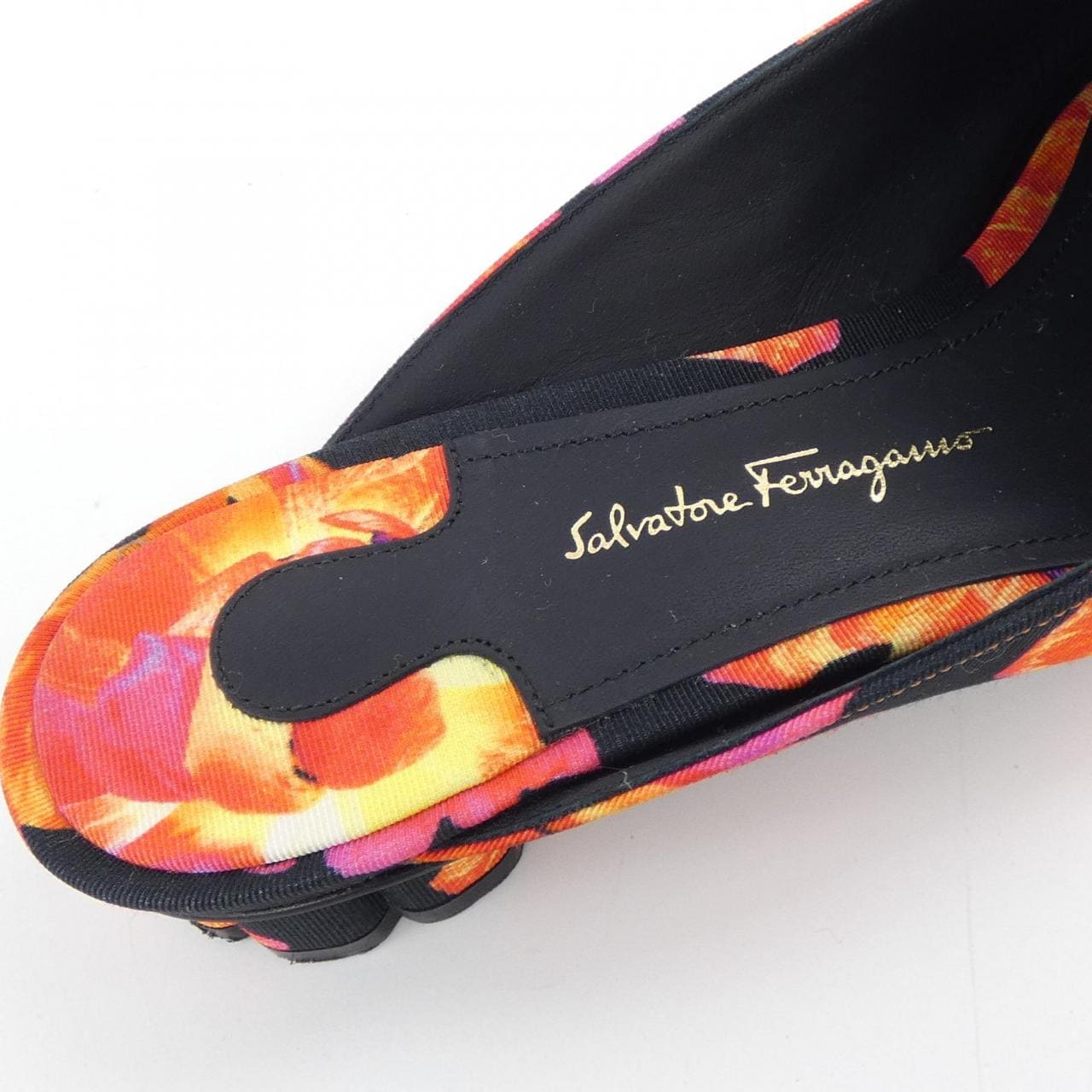 サルヴァトーレフェラガモ SALVATORE FERRAGAMO サンダル